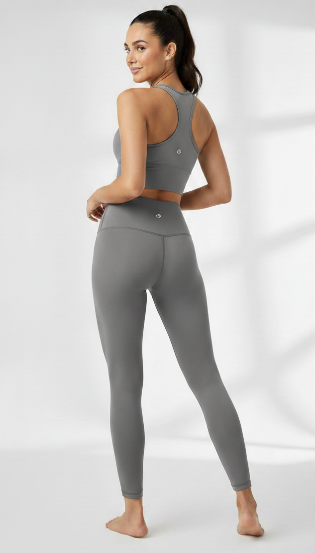 Alo Yoga Tayt 1